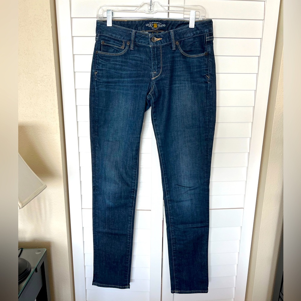 EUC Lucky Brand Jeans Lola Skinny size 4 (27)